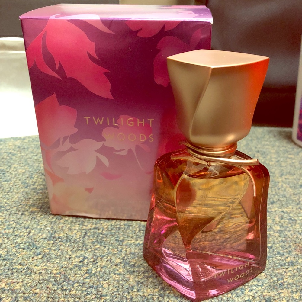 Bath and Body Works perfume (Twilight Woods)
